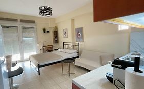 Cozy Apartment Of Chalkida